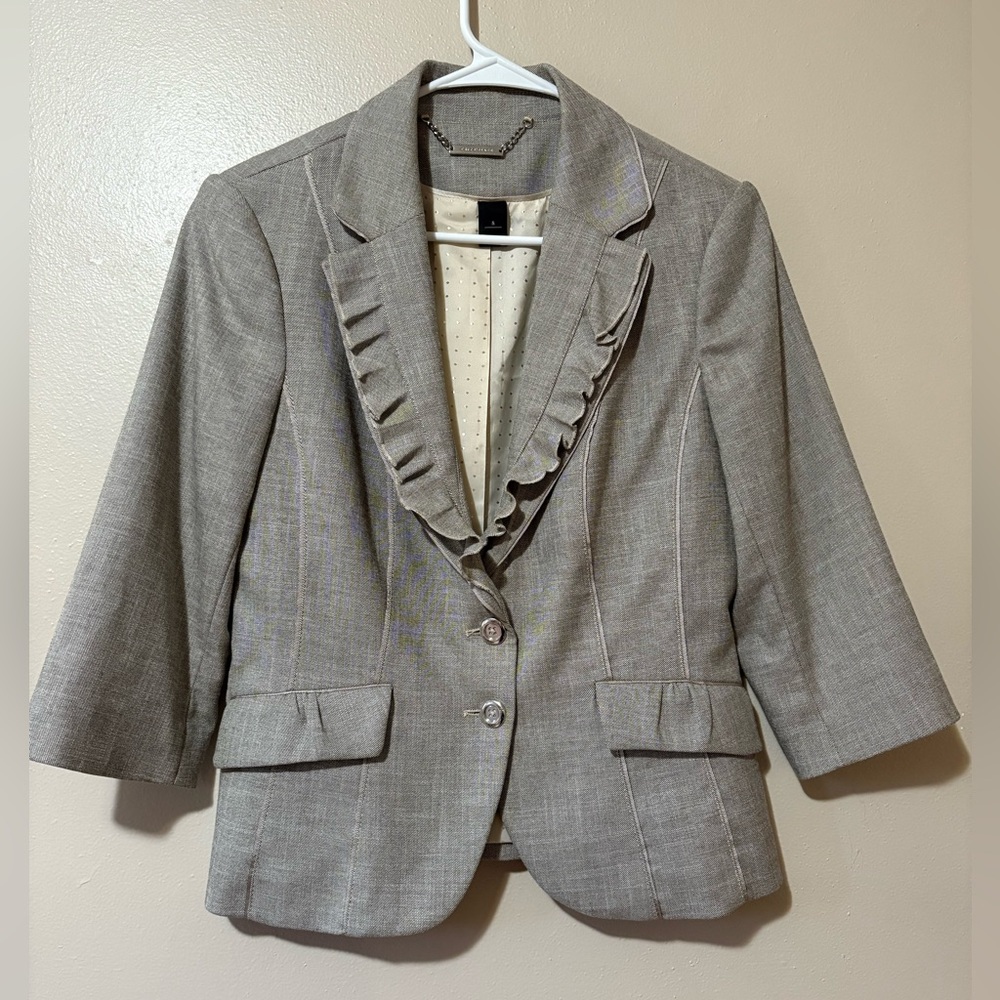 White House Black Market blazer with ruffles and 3/4 sleeves, women’s size 8